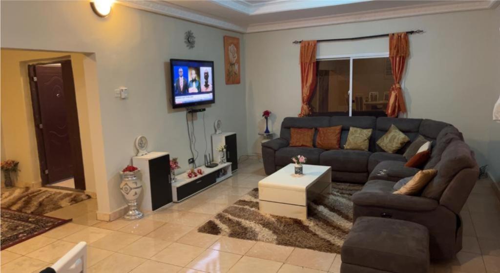 فندق Coco Island بانجول المظهر الخارجي الصورة